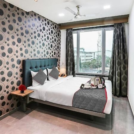 Glitz Hotels Arc Palace - Mankoli, Bhiwandi Eksteriør billede